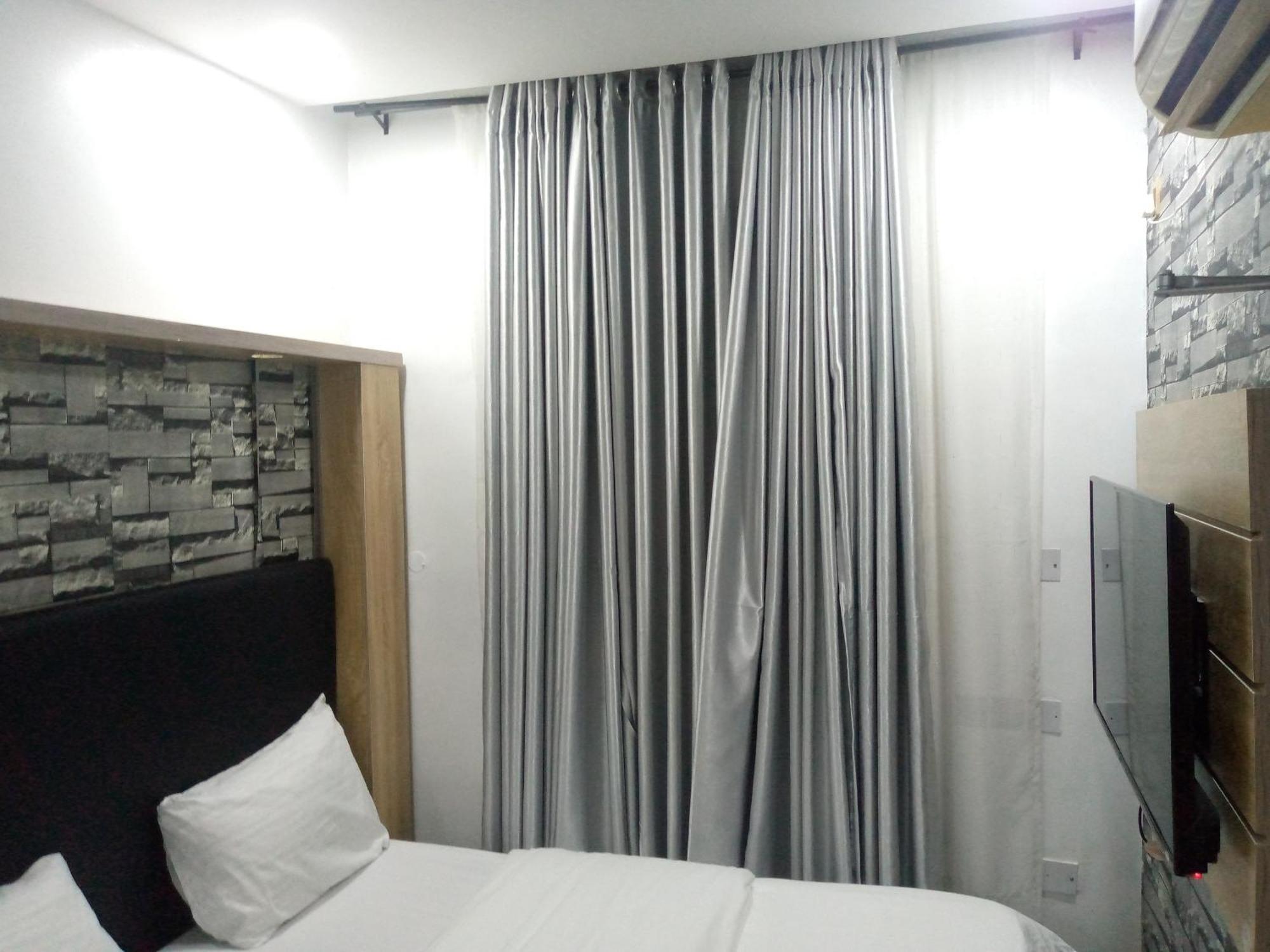 Exclusive Mansion Lekki Phase 1 Hotel Ilado Exterior photo