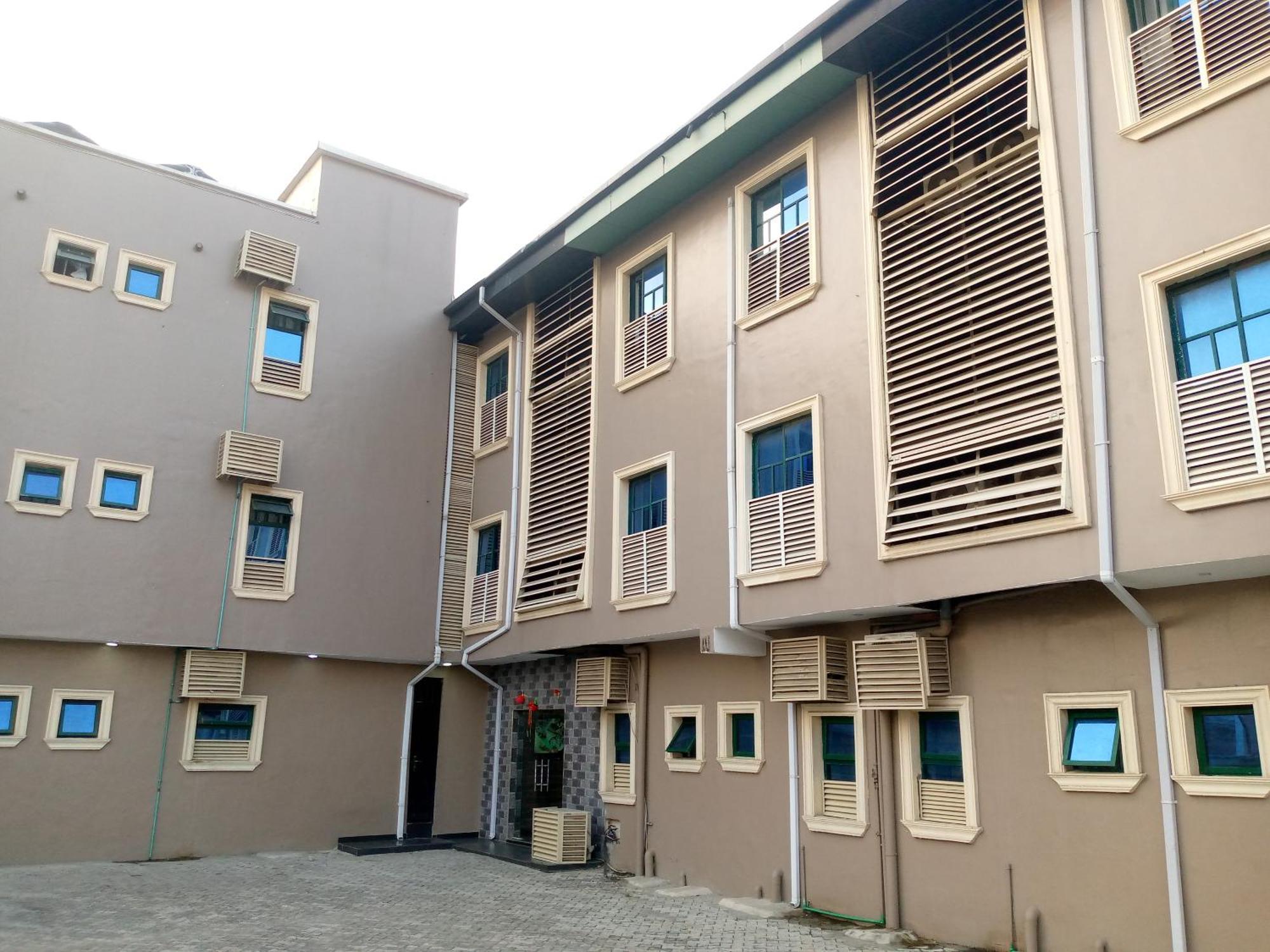 Exclusive Mansion Lekki Phase 1 Hotel Ilado Exterior photo